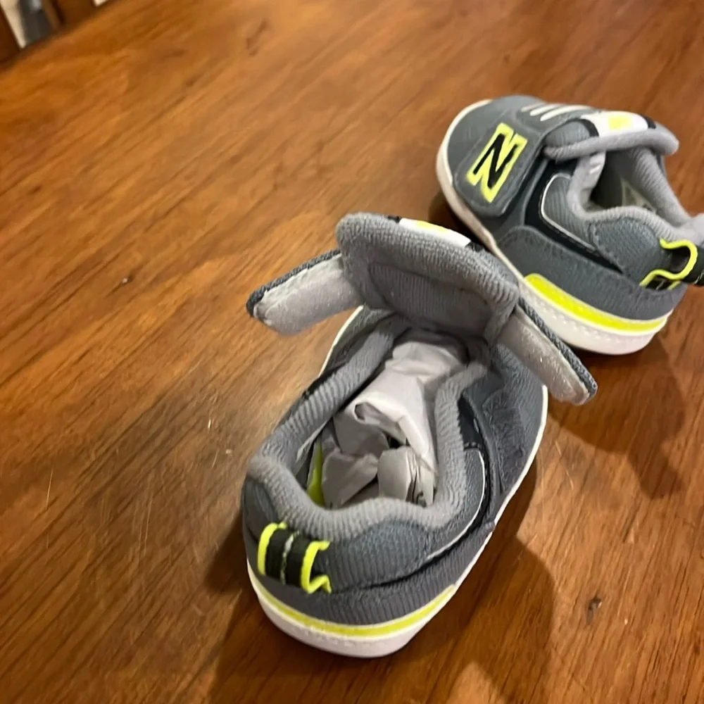 New Balance KO574GLI 574 Shoes Sneakers new Boys Girls Toddlers Size 3.5